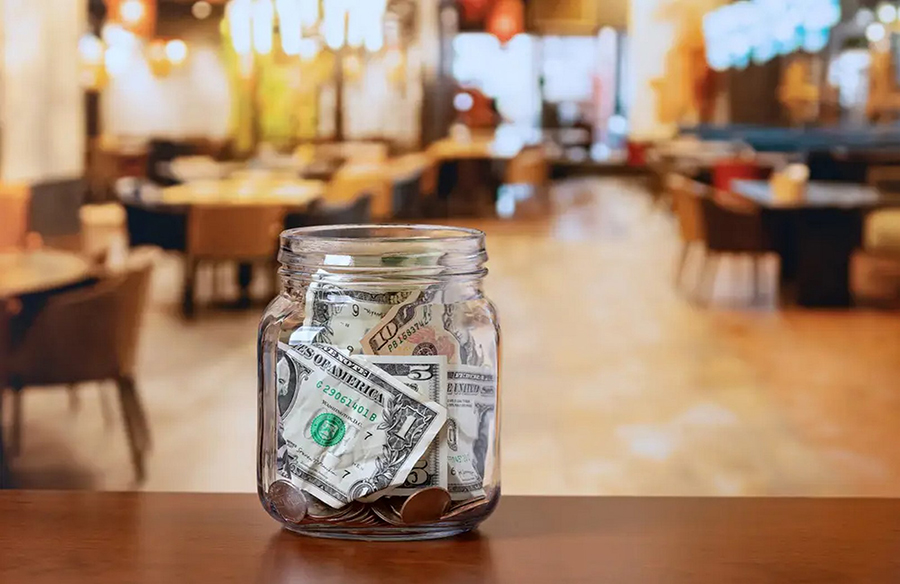 Challenges with Tip Jar Security: Restaurant Owner Shares Concerns