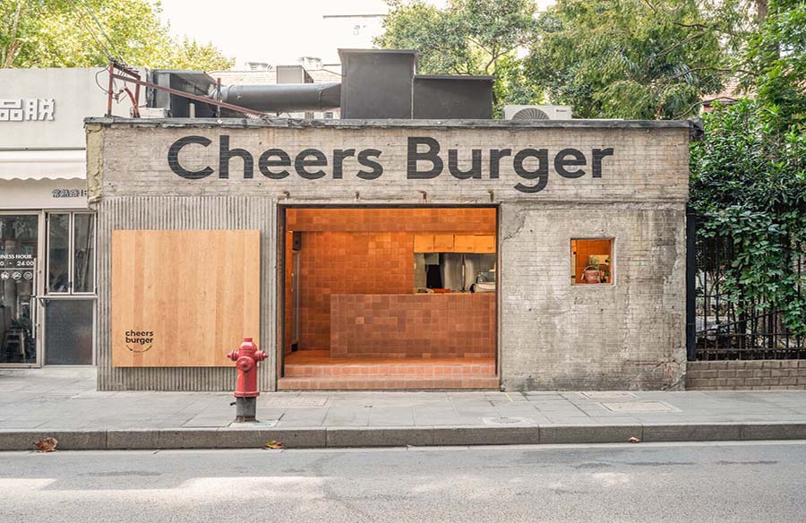 Cheers Burger: Blending Tradition with Modernity